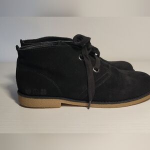 CUTE CUTE CUTE Lucky Brand Black Suede Booties
